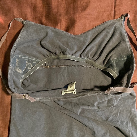 Spaghetti Strap Pullover Top by Abercrombie and Fitch Brand. EUC! - Picture 8 of 16
